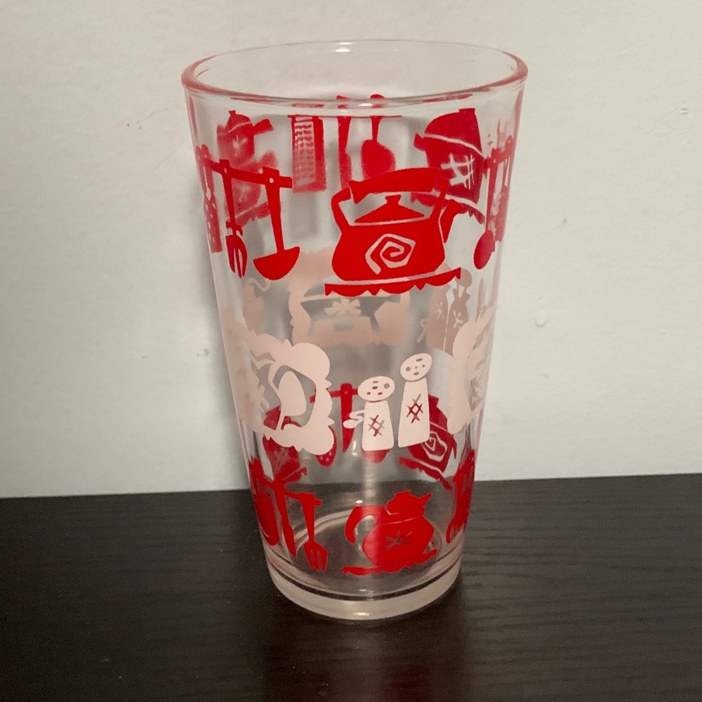 Vintage Drinking Glass with Kitchen Items Design